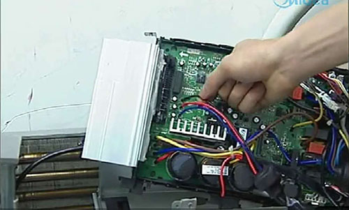 达坂城美的空调电话是多少